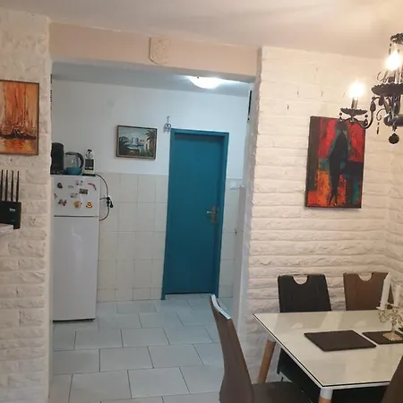 סוטומורה Apartmani Ema מראה חיצוני תמונה